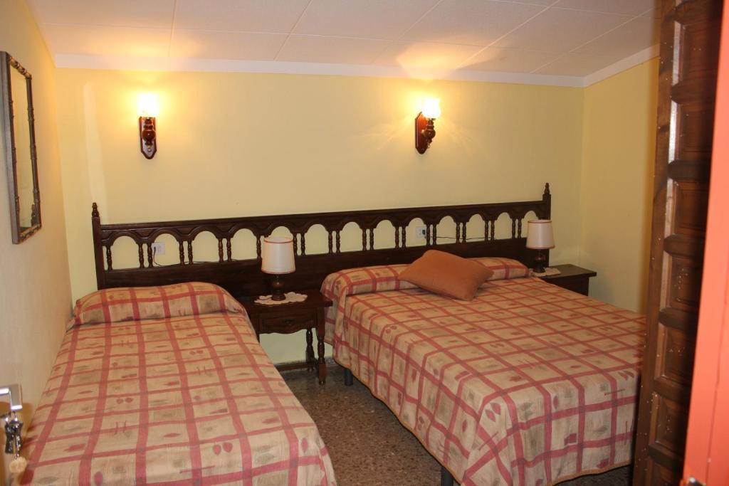 Can Carreras Albanya Rom bilde